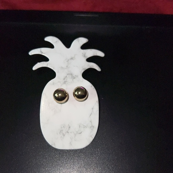 Earrings - Picture 2 of 3